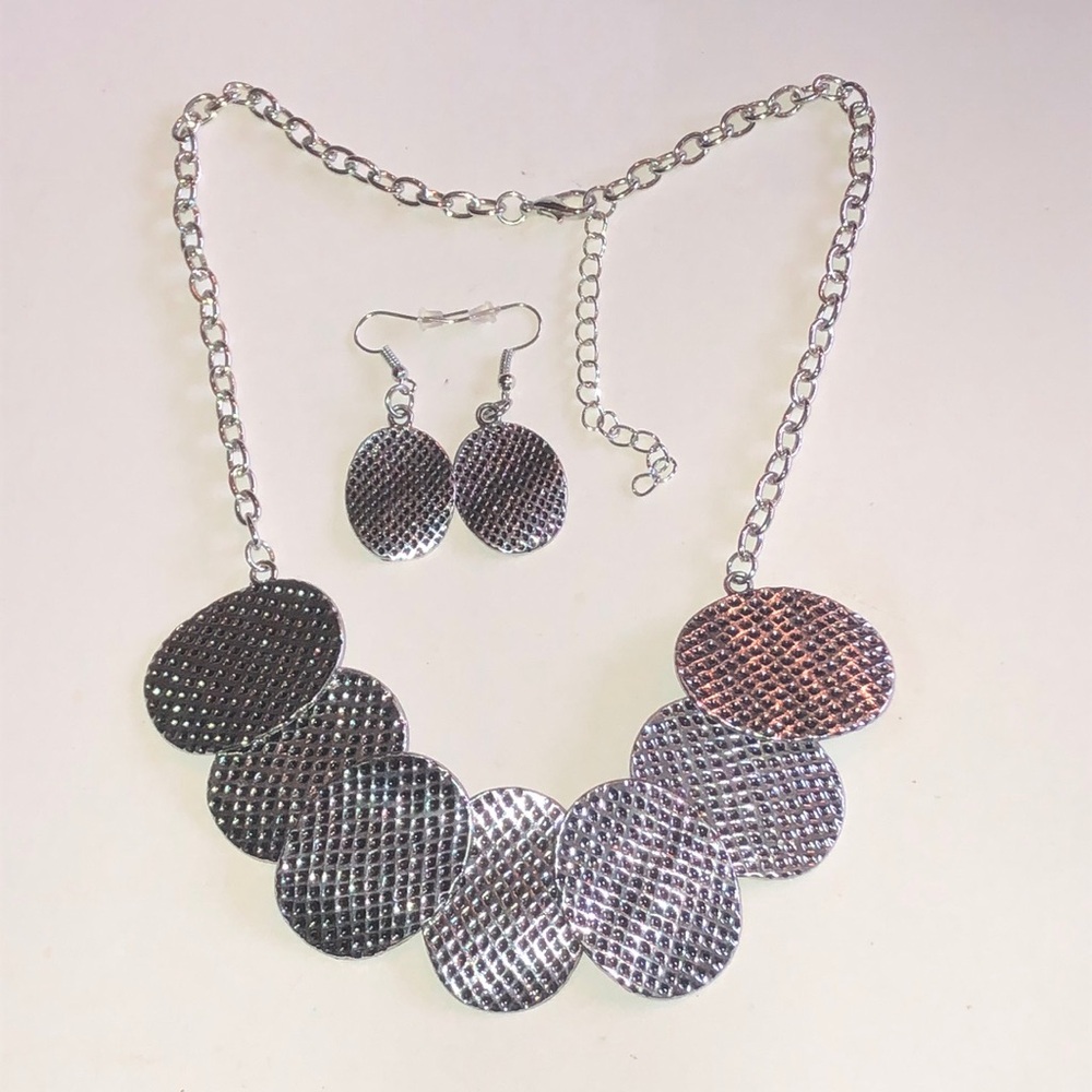 Silver Tone Textured Disc Boho Necklace and Earring Set